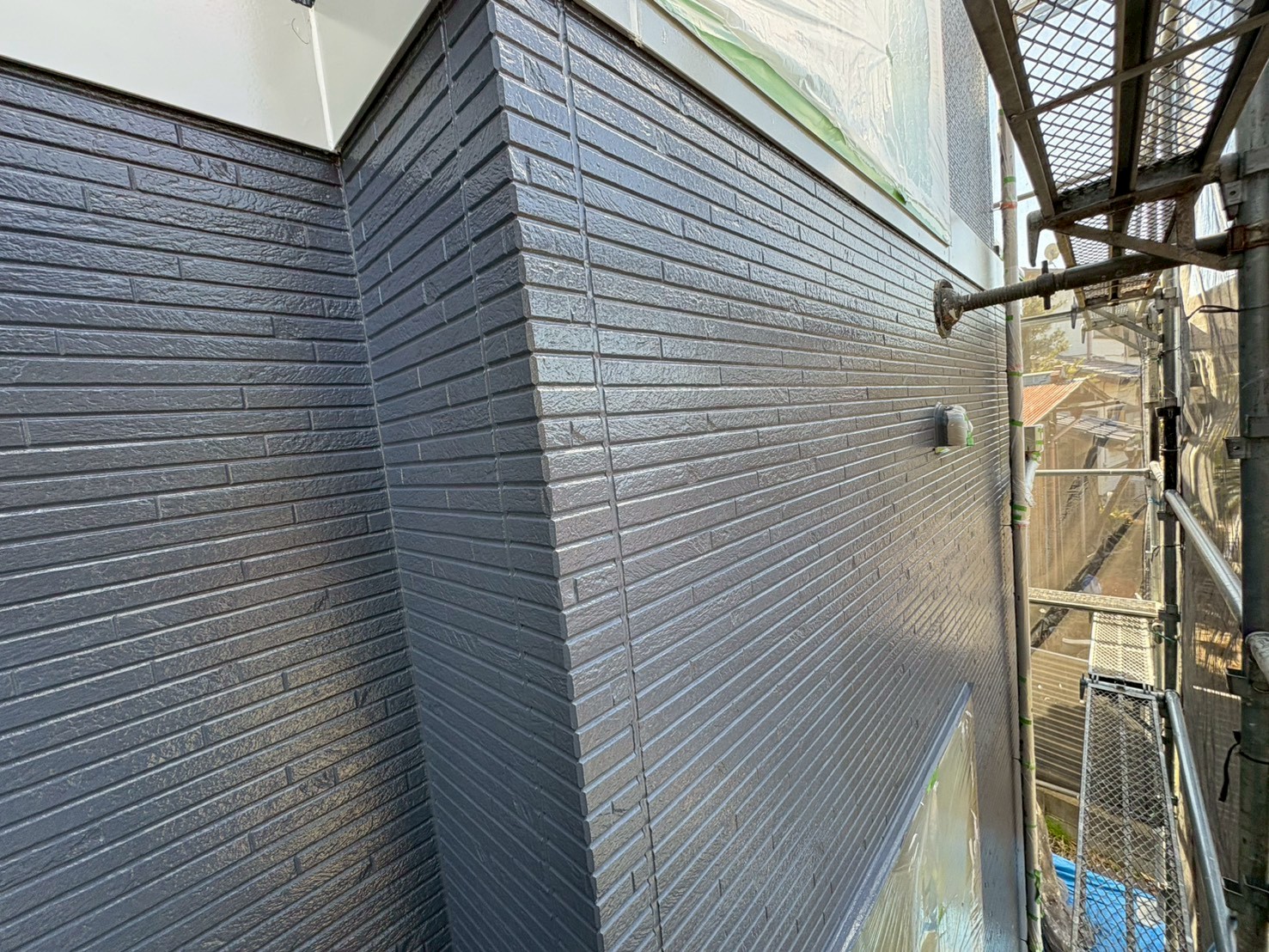 外壁中塗り・上塗りの仕上がり